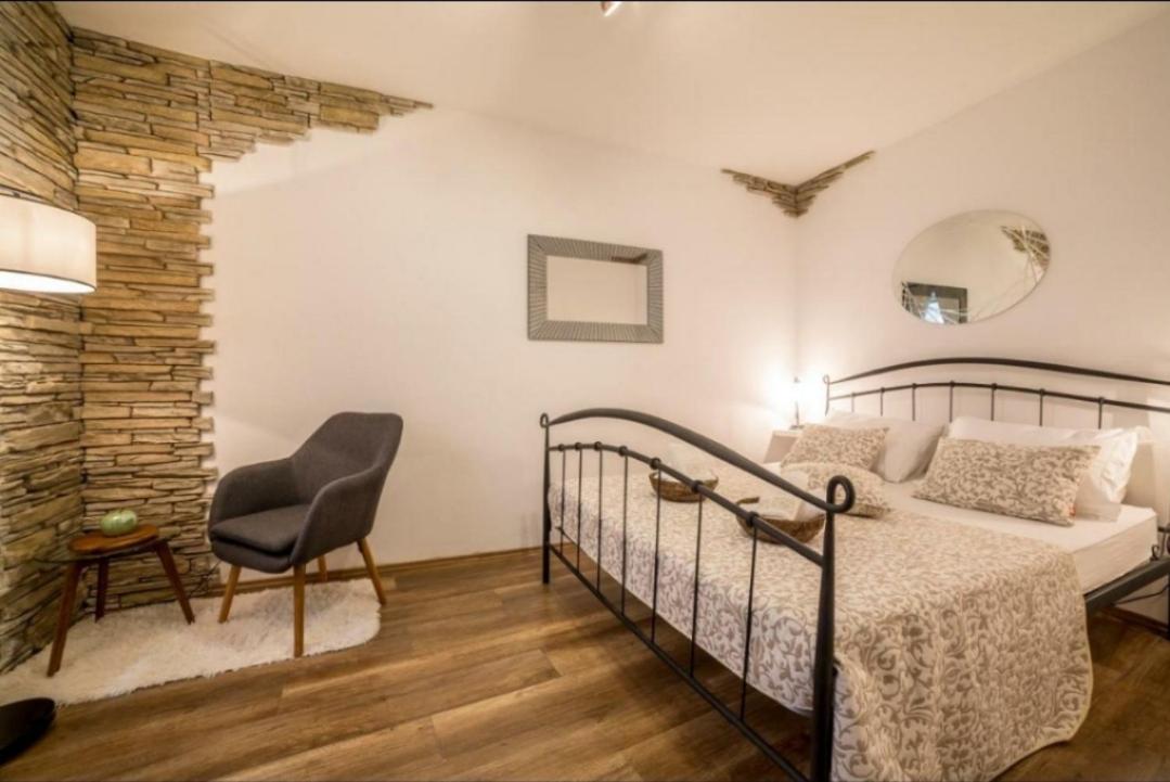 Iron Gates Apartments Split Eksteriør bilde