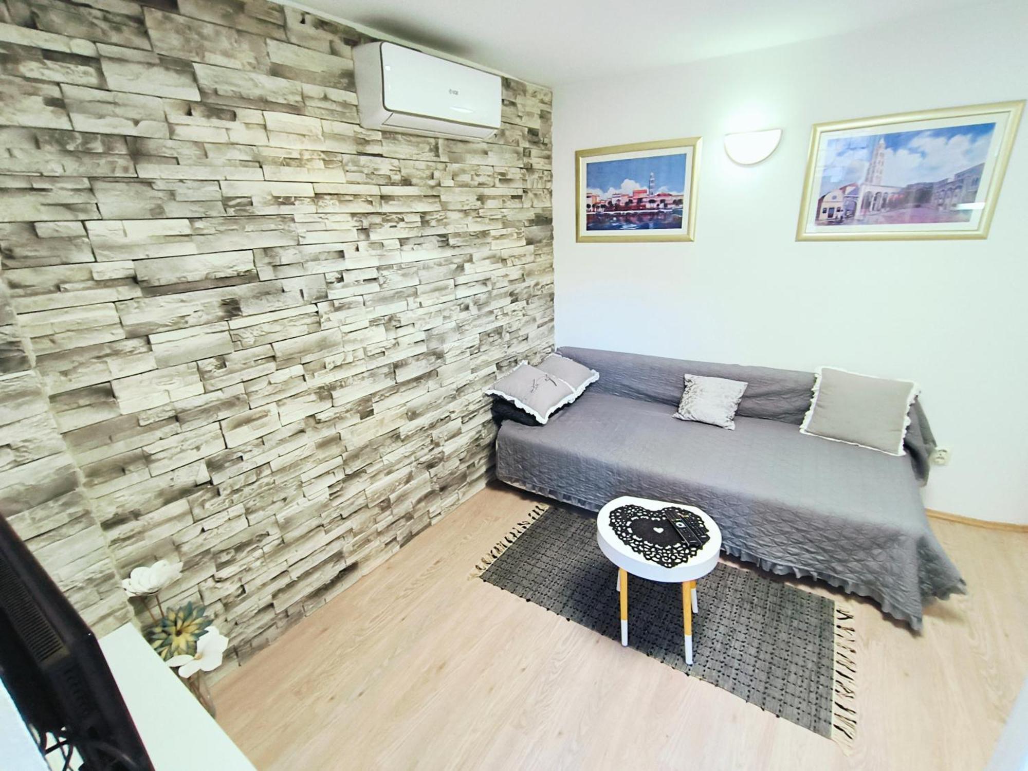 Iron Gates Apartments Split Eksteriør bilde